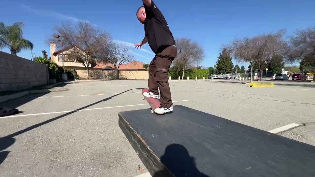 DIY skate spot 