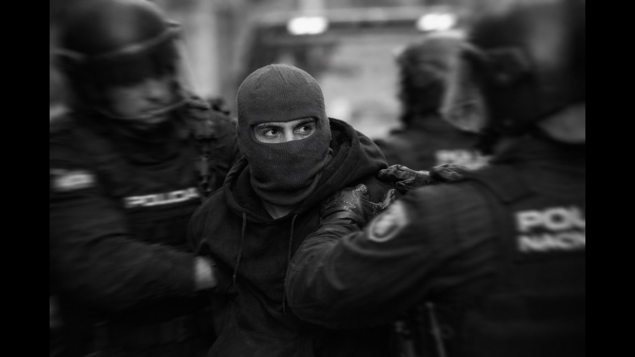 DERBY - Demond Shine (single)