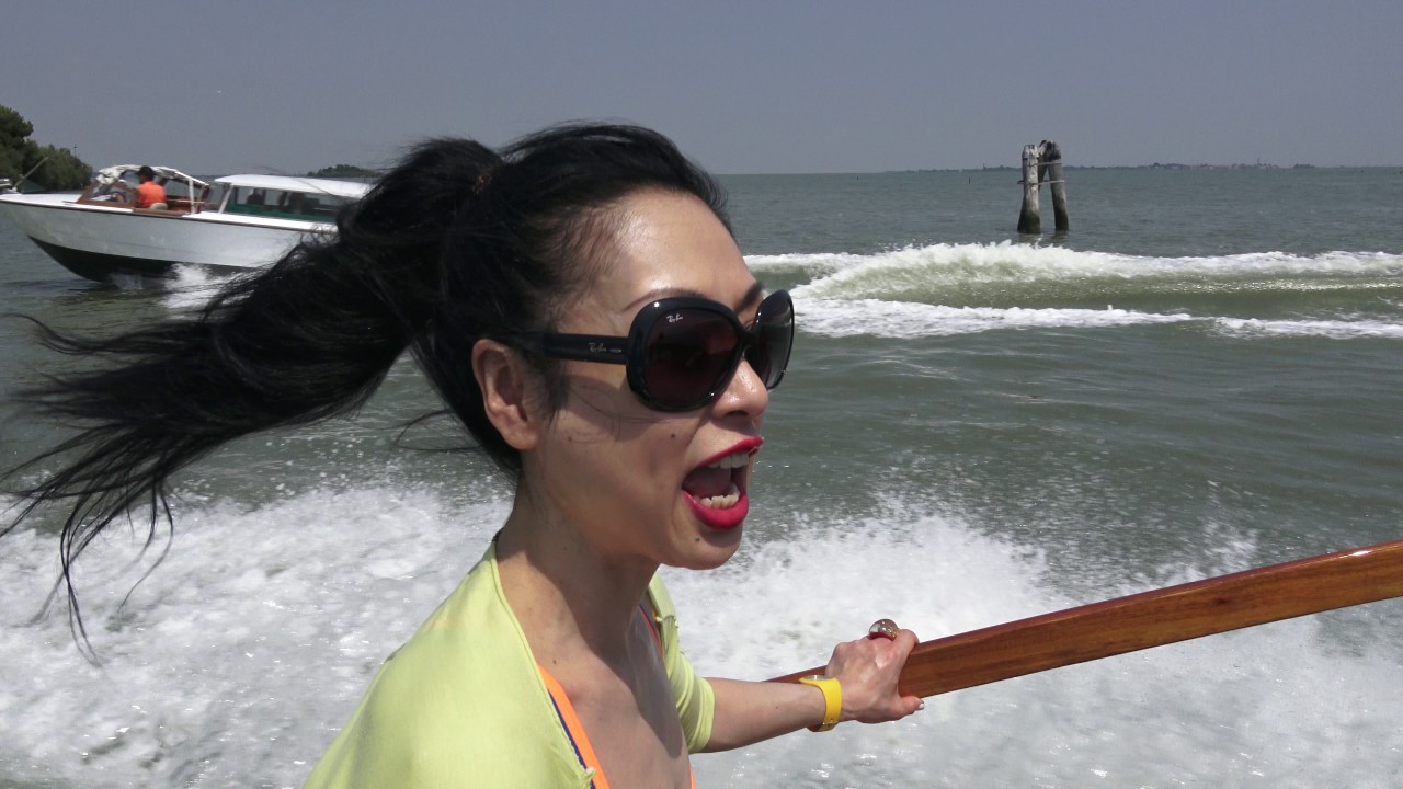 Water taxi into Venice from Airport