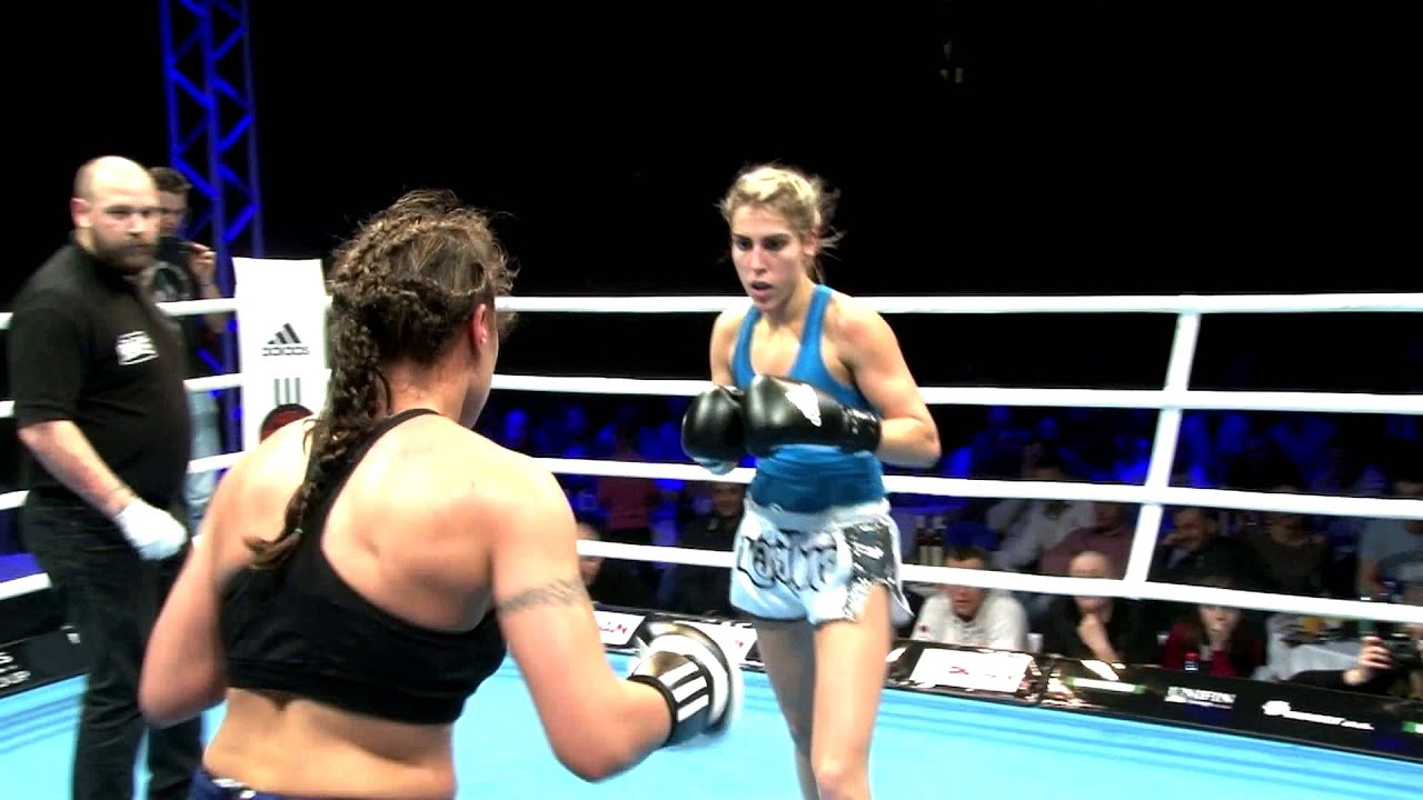 Lucia Krajčovič vs. Ielö Page — Clash Muay Thai 2014
