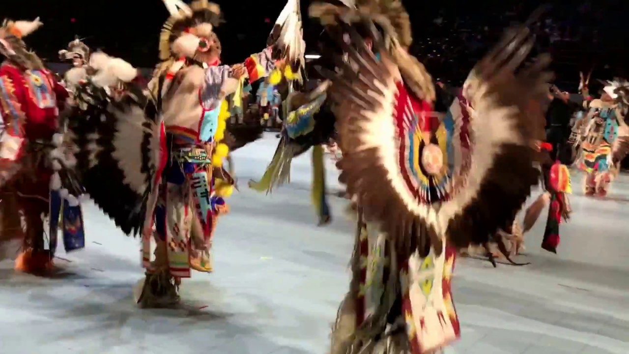 Men's No. Traditional - Gathering of Nations PowWow