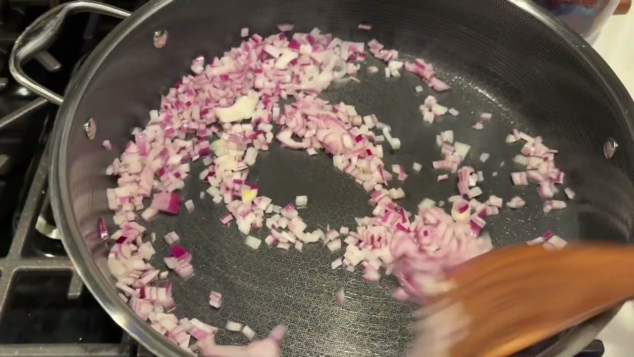 Upgrade Your Cookware! HexClad 7Qt Sauté Pan Amazon Review