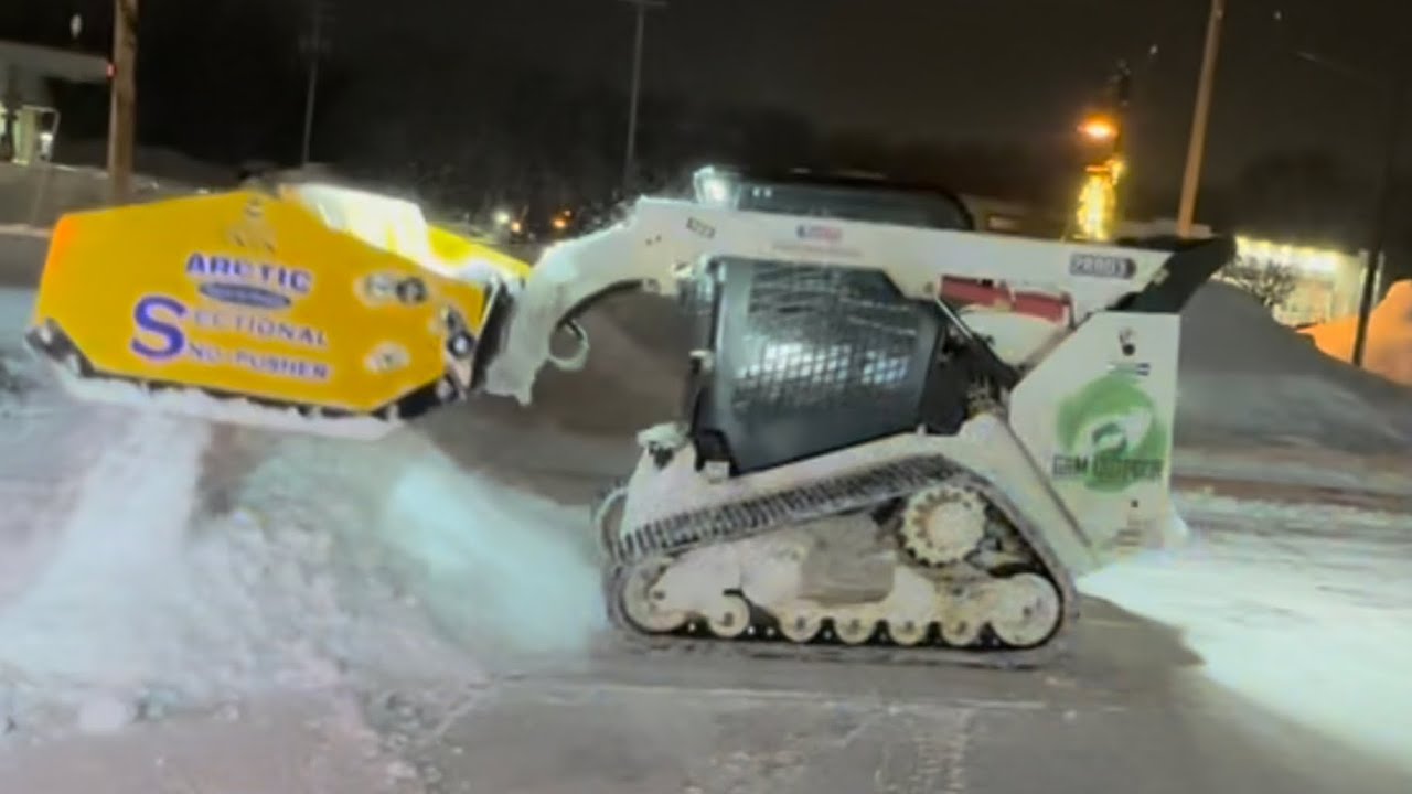 PLOWING 9” OF SNOW WITH 10’ ARCTIC SECTIONAL PLOW!! @ArcticSnowProducts @ZieglerCAT