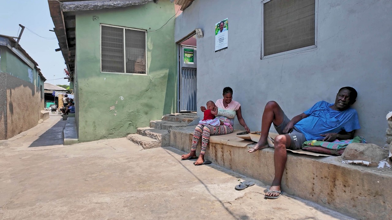 SIMPLE LIFE INSIDE LOCAL AFRICAN COMMUNITY IN GHANA, OSU