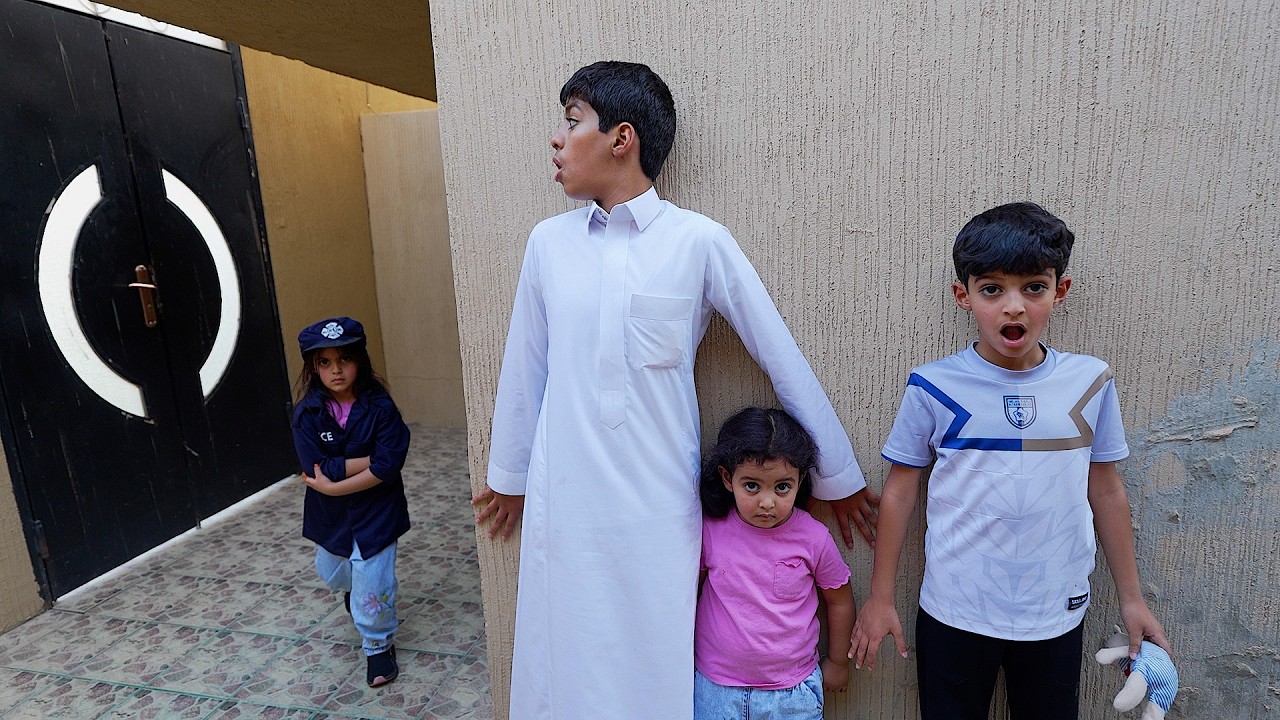 الشرطه تقبض عليهم !!!!