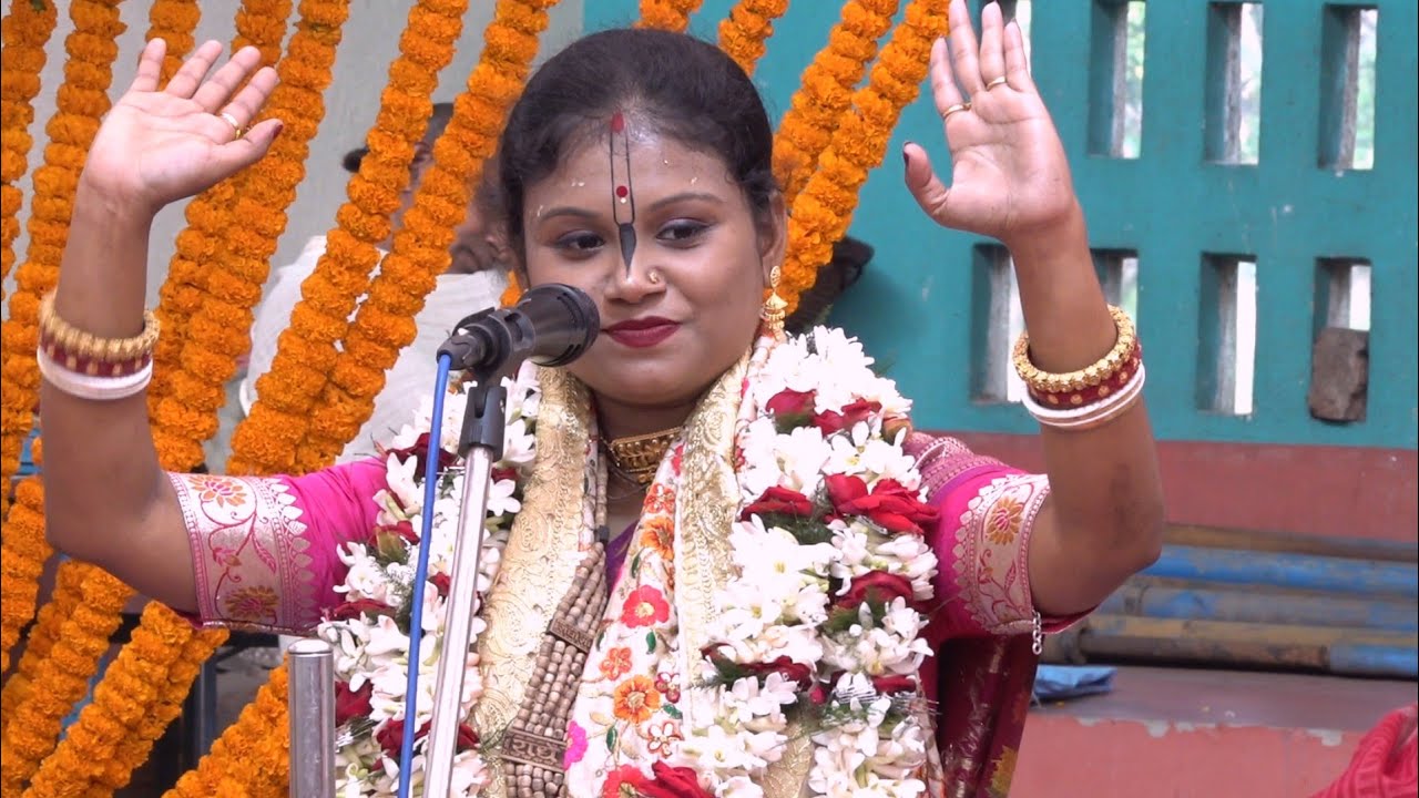 হাজার হাজার ভক্তের যেমন নাচ তেমনি গান ভজন গানে নৃত্য করে পাগল/Suparna goswami kirtan