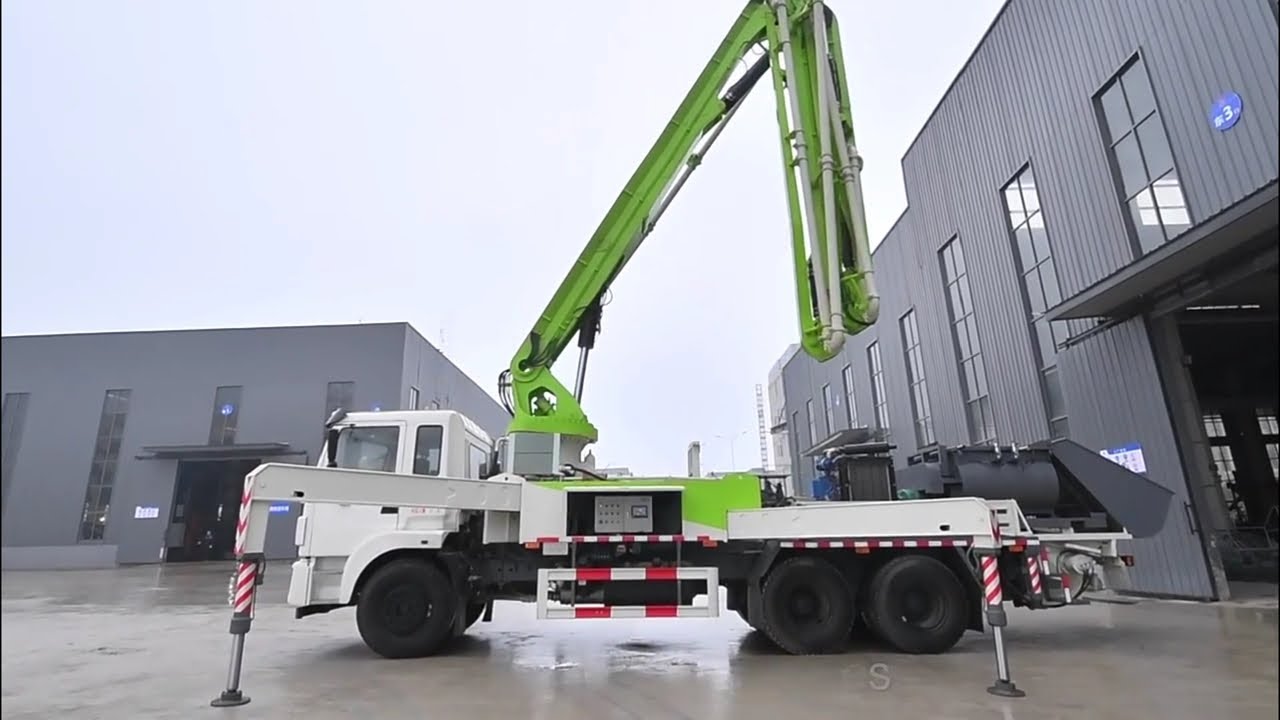 Truck Boom Pump With Mixer In Factory #movie #pumptruck #concrete