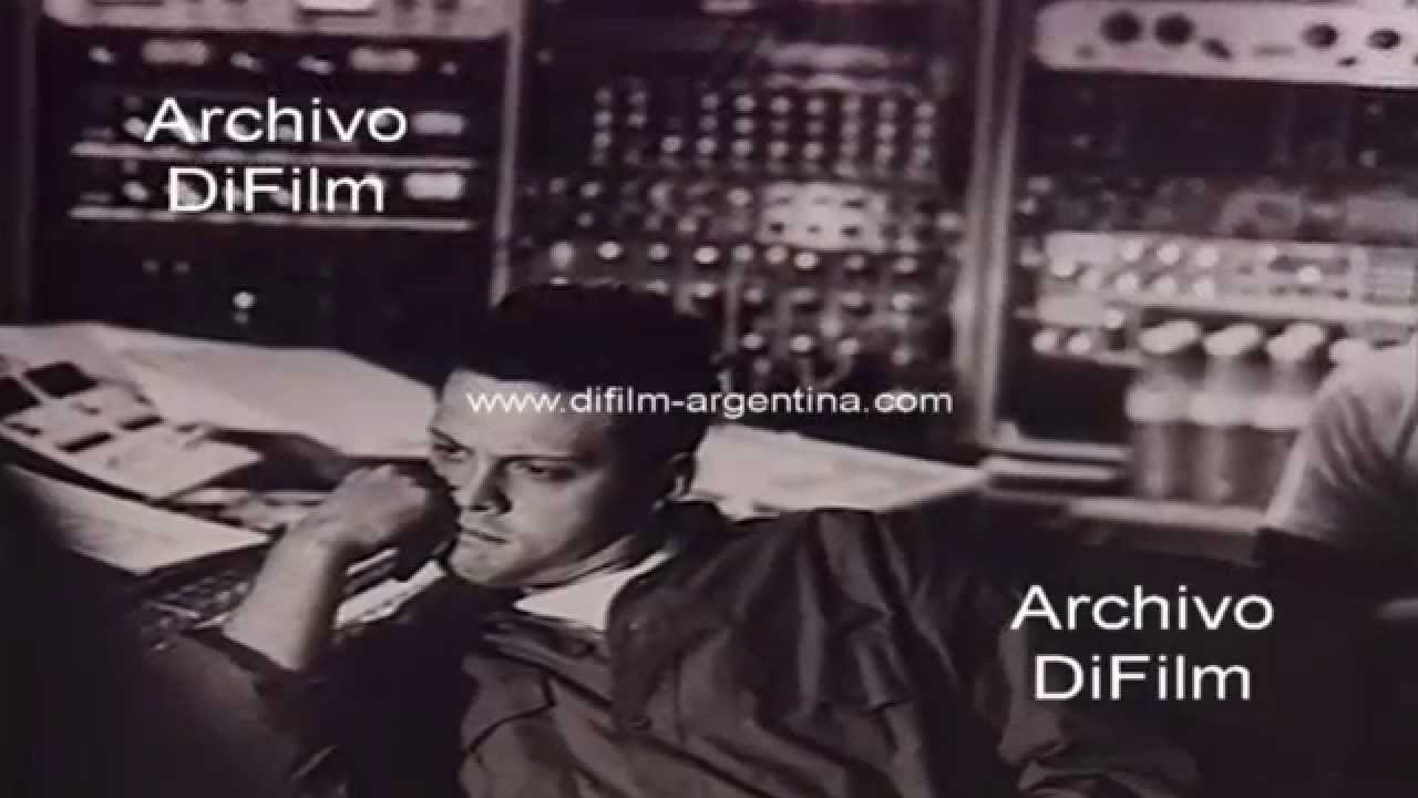 Informe en ingles sobre el cantante Luis Miguel 1993