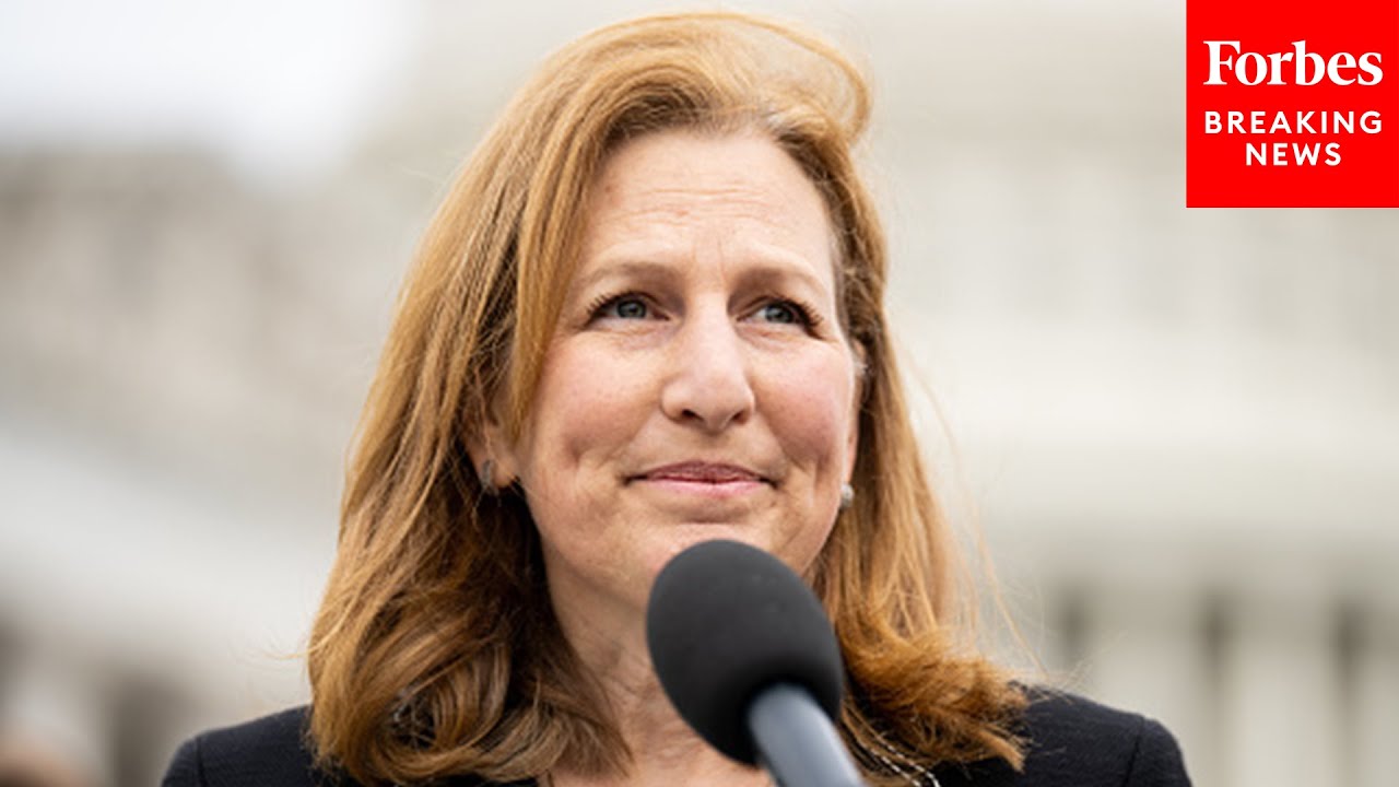 Kim Schrier Warns: Supermarket Chains Are ‘Playing Hard Ball’ With American Farmers