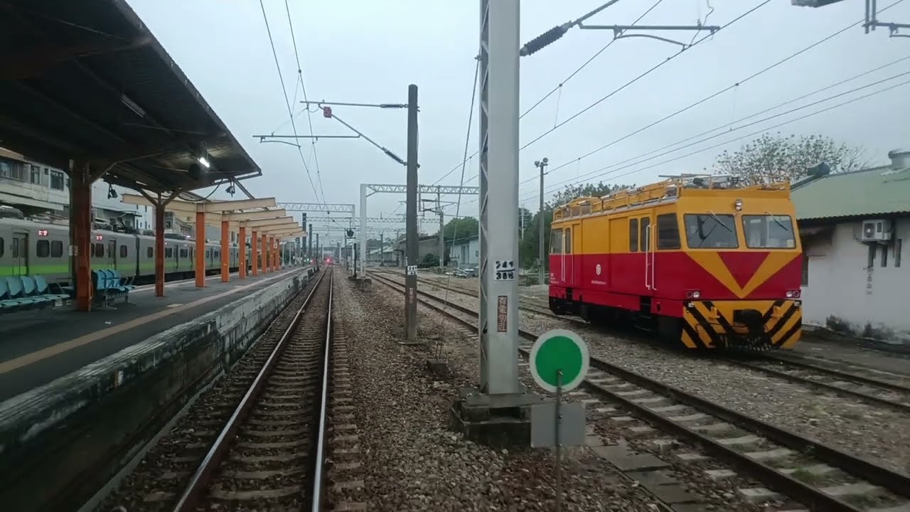區間快2702次二水-彰化 路程景 水里-集集 公路接駁路程窗景