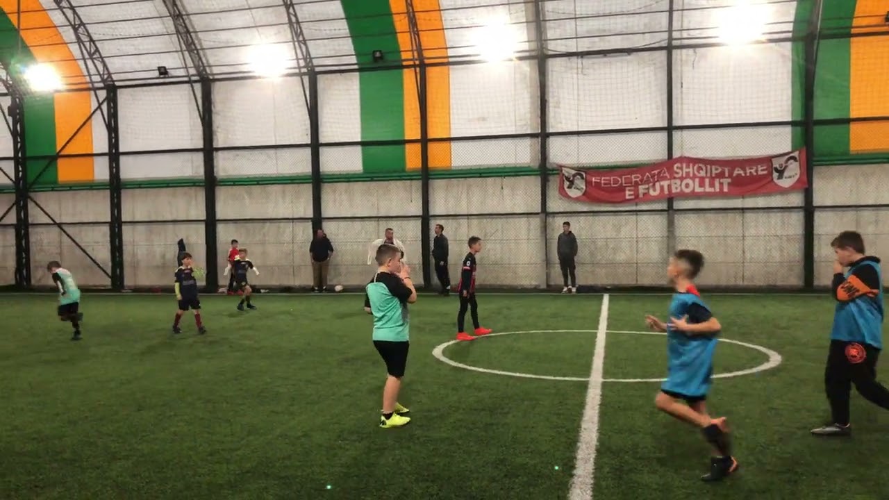 Shenkolli vs Laci U9  6-1  ndeshia e pare e kampionatit , Stiven shenon golin e pare per Shenkollin