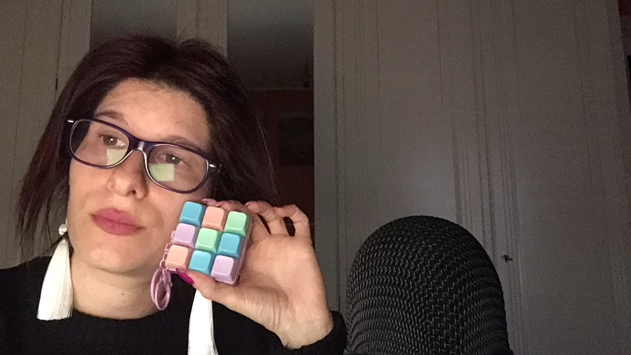 Questo mic scratching ti farà rilassare ​@vvalentinasmr  😍😍😍 
