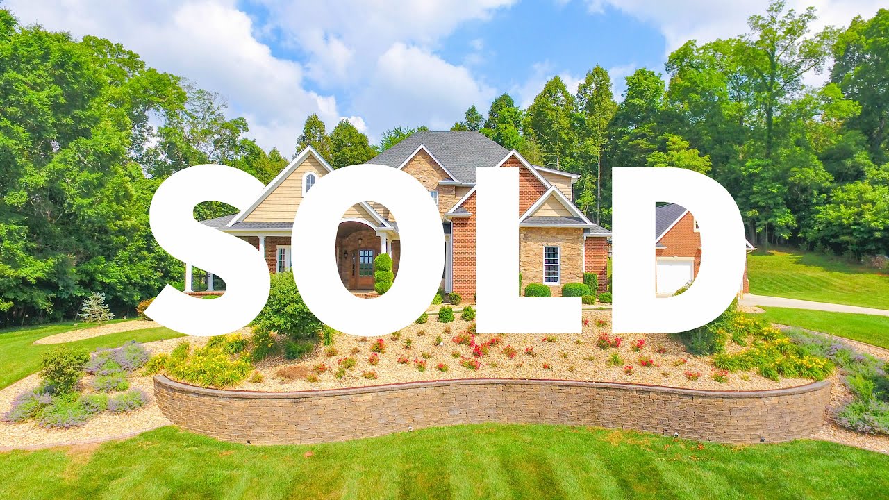 SOLD // 543 Blanches View Dr, Bluff City, TN 37618