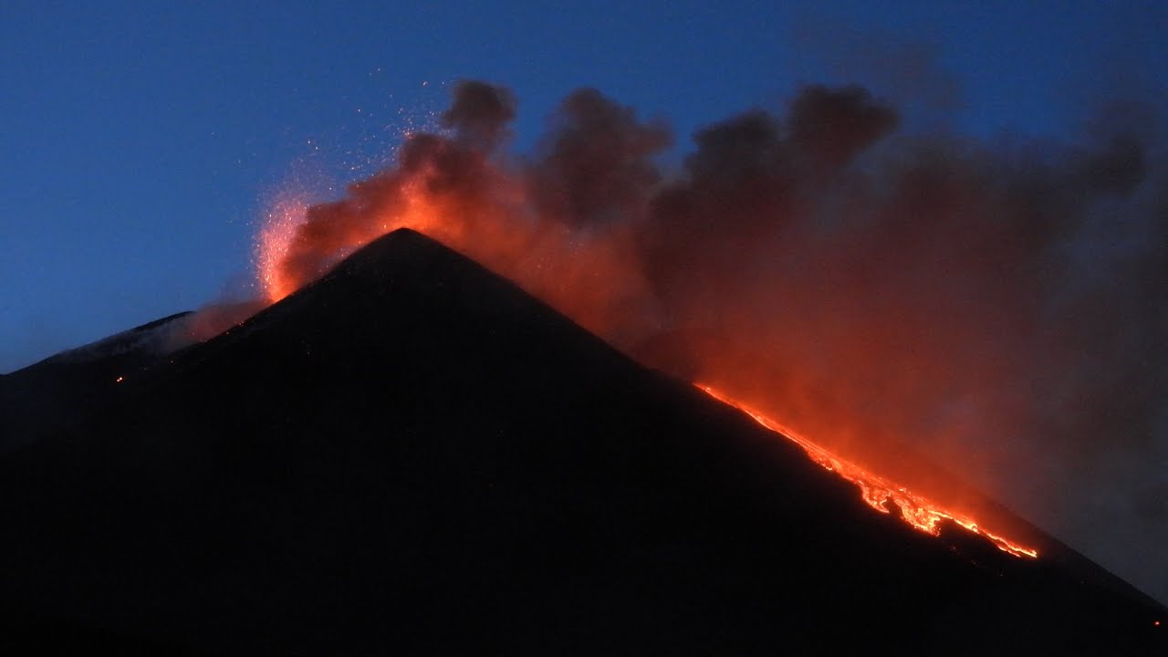 Etna's Southeast Crater erupts, 18 April 2025