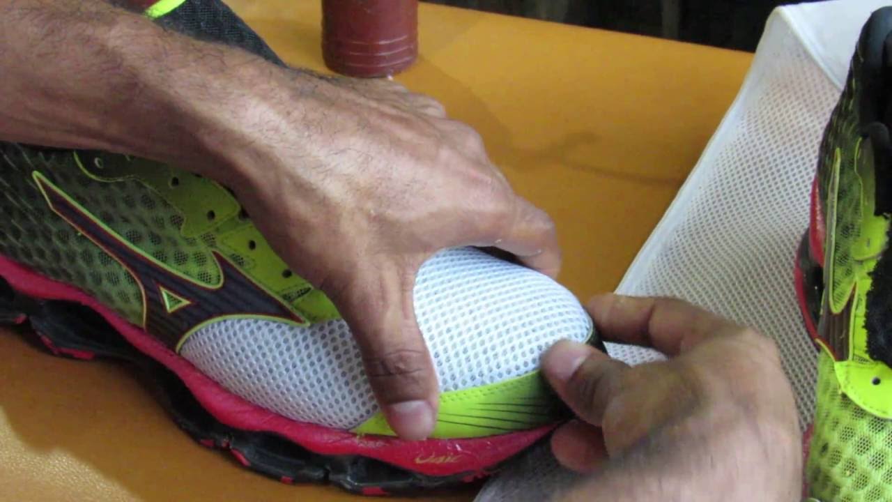 REFORMA DE TELA DE TÊNIS    ( REFORMA DE LA PANTALLA DE ZAPATOS)