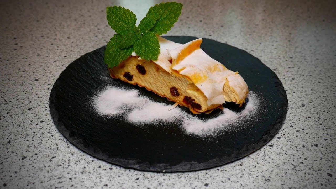 Topfenstrudel | Österreichische Mehlspeise | LOW FAT | Fitnessrezept