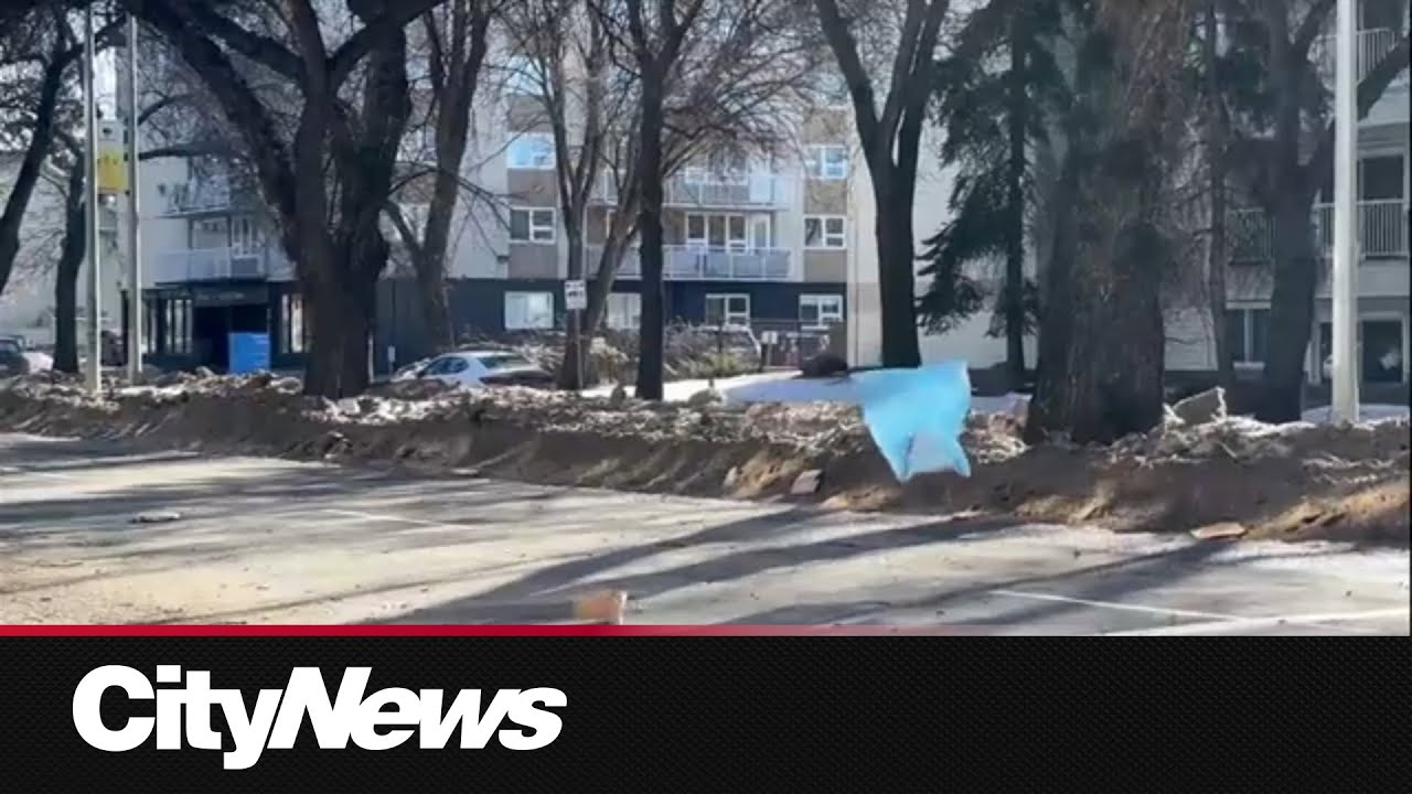 Strong winds prompts warnings in Alberta, power outages in Edmonton