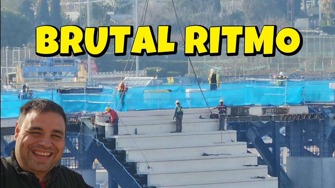 🔴 ¡COLOCAN GRADAS A TODA MÁQUINA! 3 GRÚAS A LA VEZ EN EL CAMP NOU.