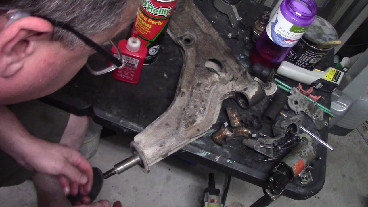 1994 Saab 9000 Project front lower control arm refresh/reinstall