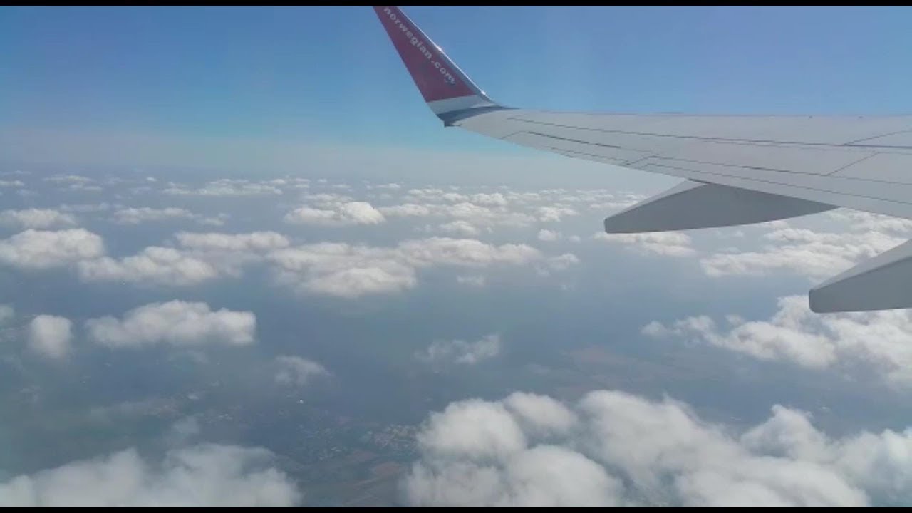 Flugzeug Start und Landung - Flughafen Hamburg - Flughafen Teneriffa Süd - Flugzeug in den Wolken
