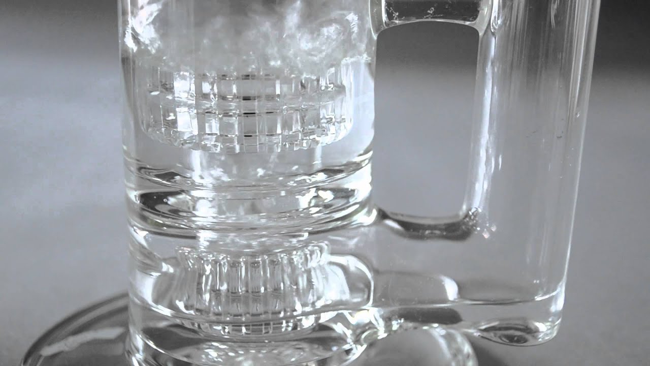 Mobi&uuml;s Glassworks Stereo Matrix Water Test