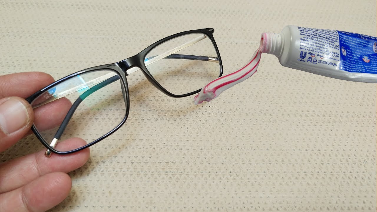 Débarrassez-vous des rayures et de la saleté sur vos lunettes en quelques minutes !