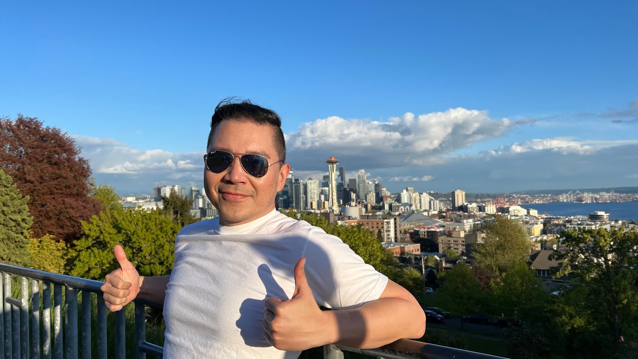 My private tour at Kerry Park in Queen Anne, Seattle, Washington in April sunny day