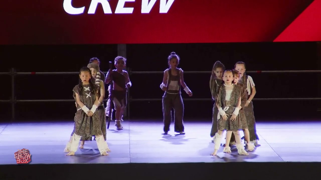 TREMENDOS CREW - Premio Puesta en Escena   |   TheShowBox 2024