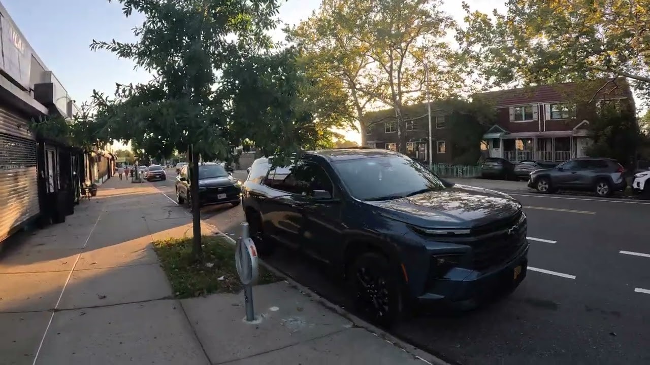 BobbyRunout's Everyday World - walkdown of Willets Point Boulevard in Queens