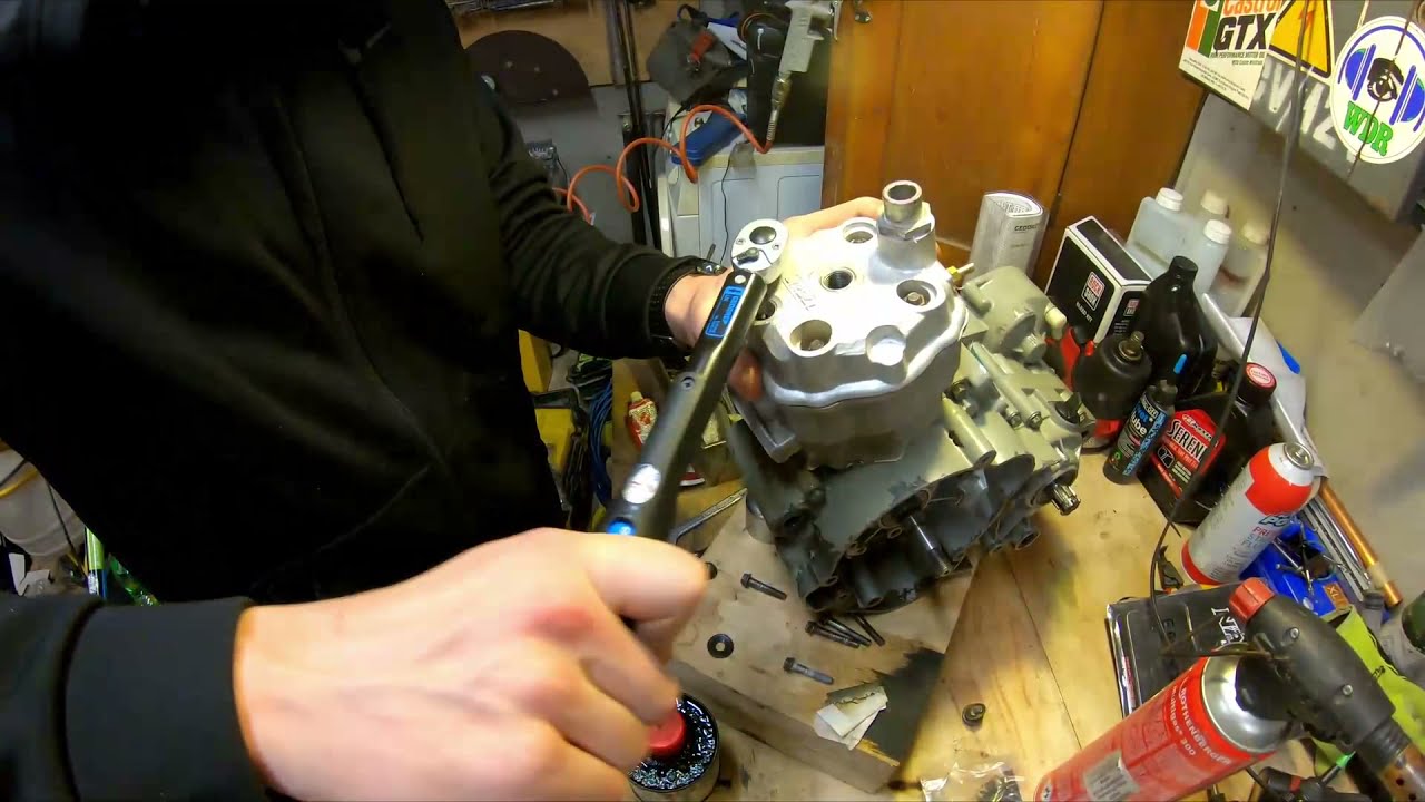 Derbi senda 50 / Aprilia sx 50 engine rebuild part 3 (D50B0 euro 3)