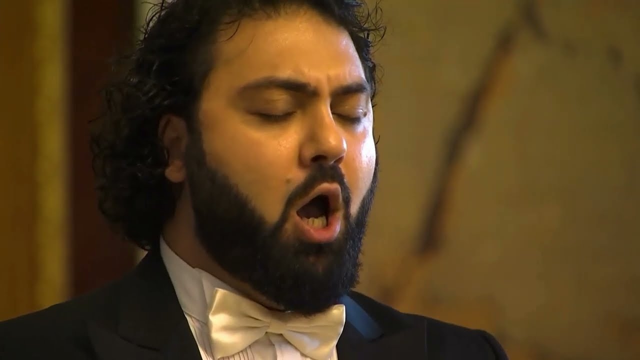 Liparit Avetisyan - Rachmaninoff: Ne Poy Krasavitsa
