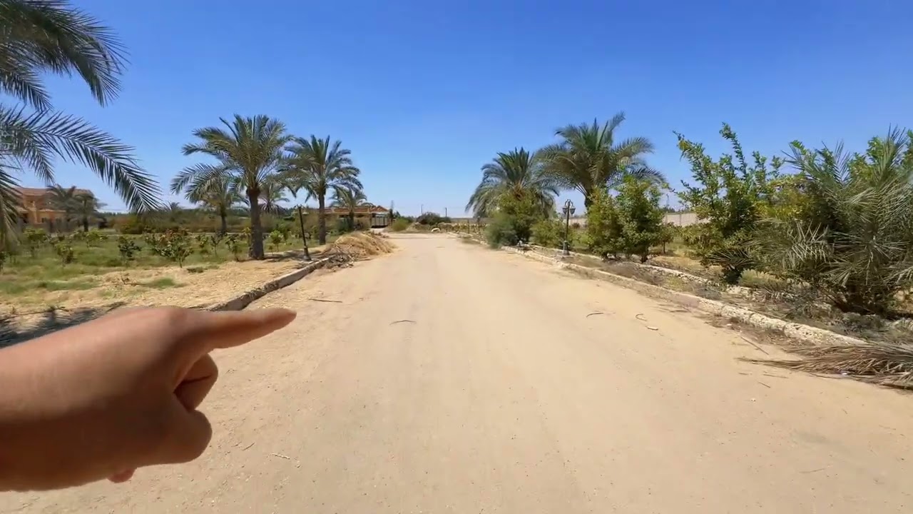مزرعة للبيع ١٠٠٠٠ داخل كمبوند ايست دريم طريق مصر اسكندريه الصحراوى