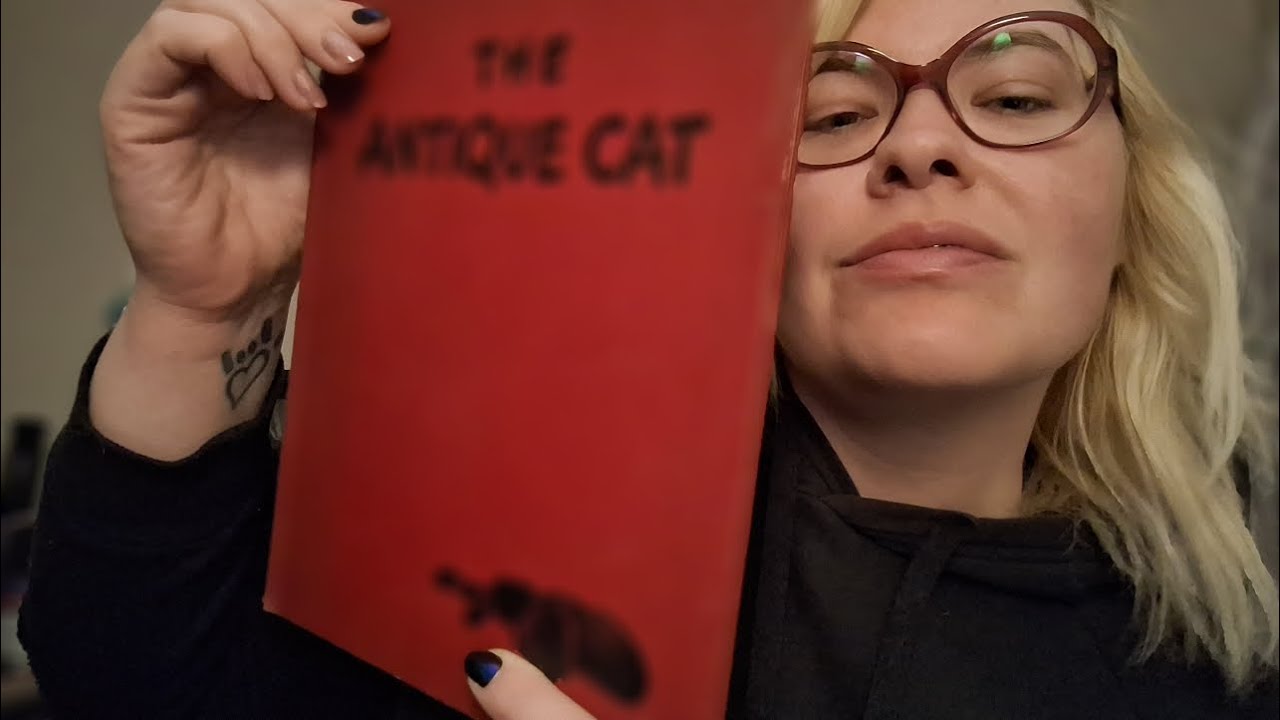 ASMR Book sounds! 📖  Tapping, tracing + page turning 
