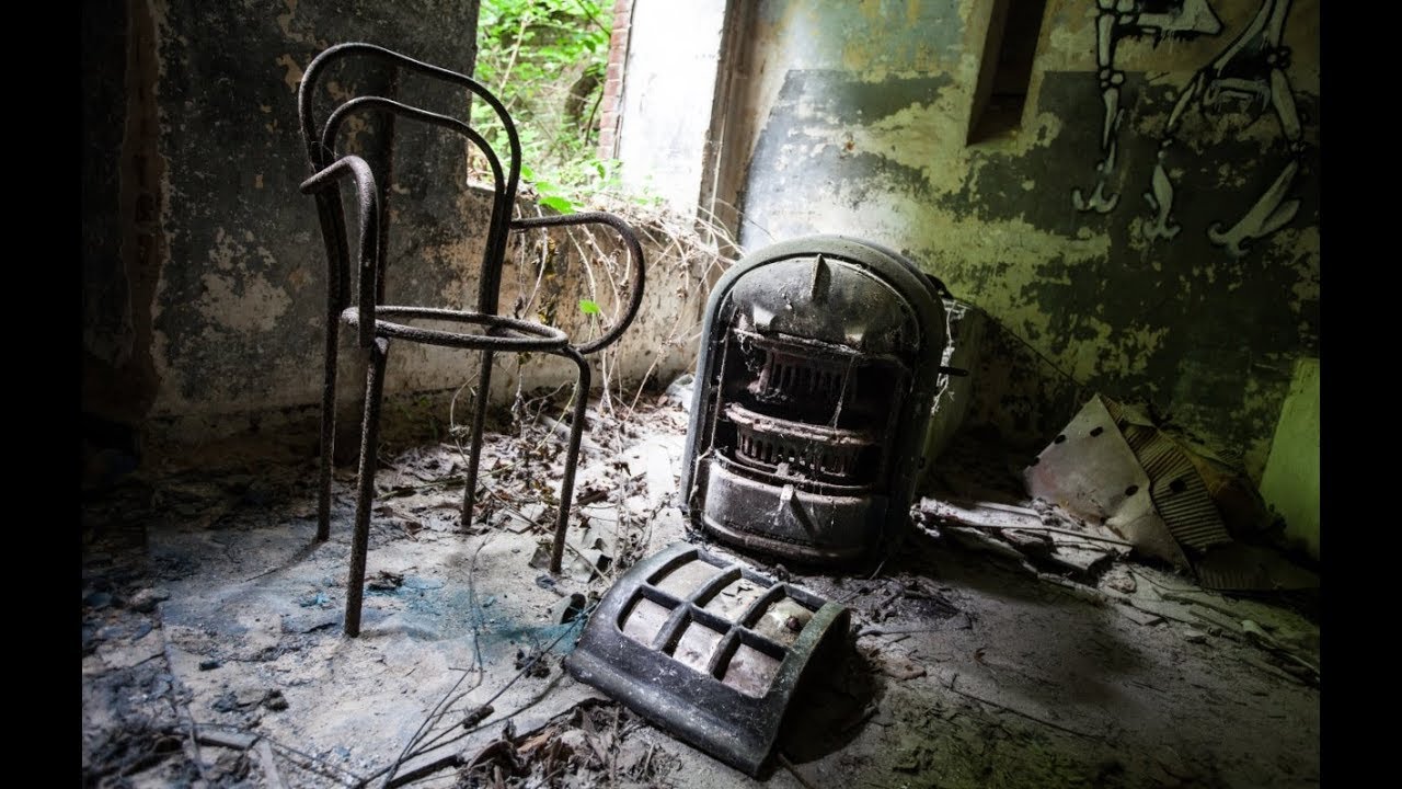 Factory & 1 Unseen Guard House + 7min. /Urban Exploration Belgium