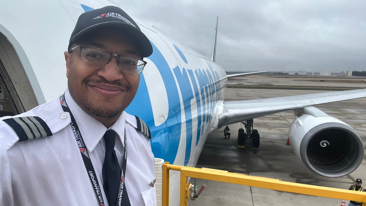 My cargo airline schedule overview