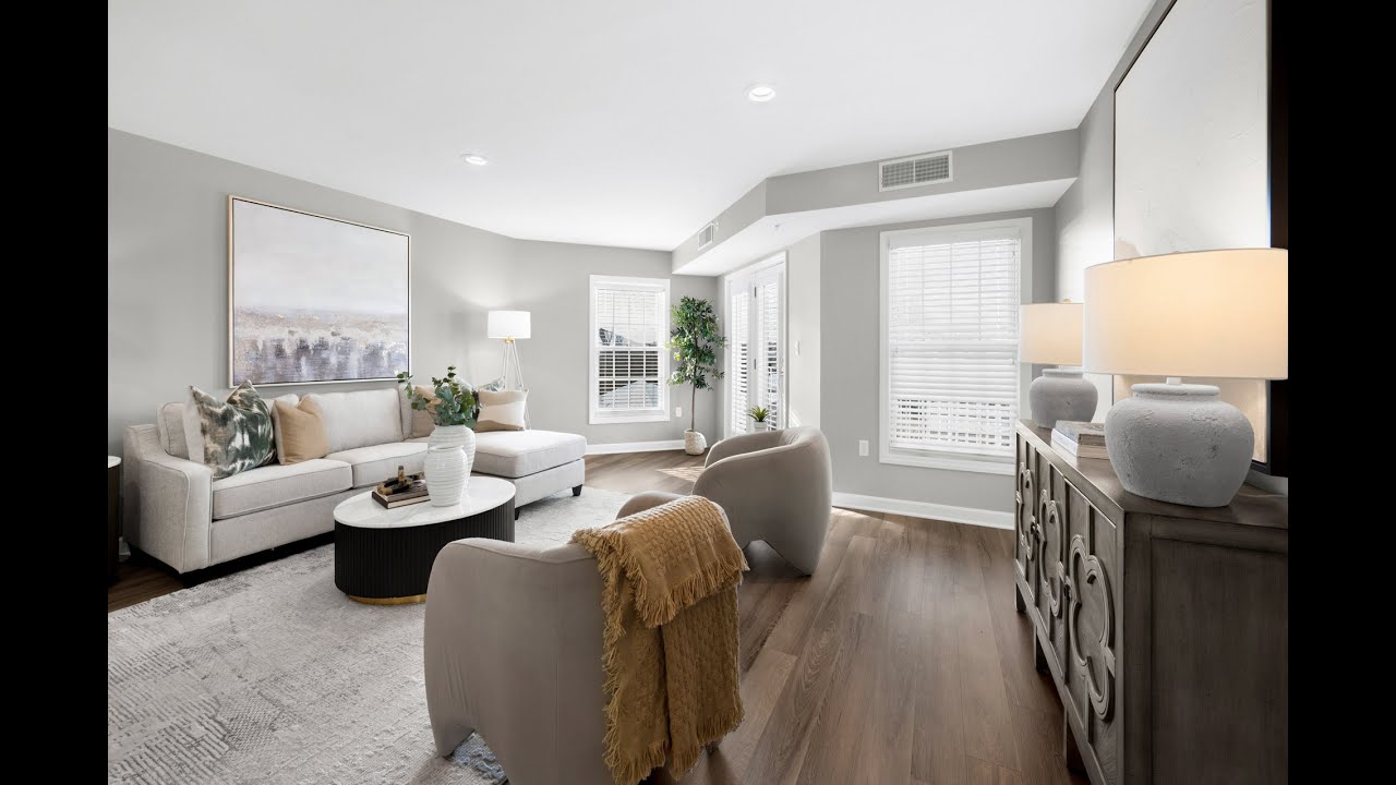 Slideshow from Images of Bayfield Select, Wheaton IL Condo Tour by Repropix