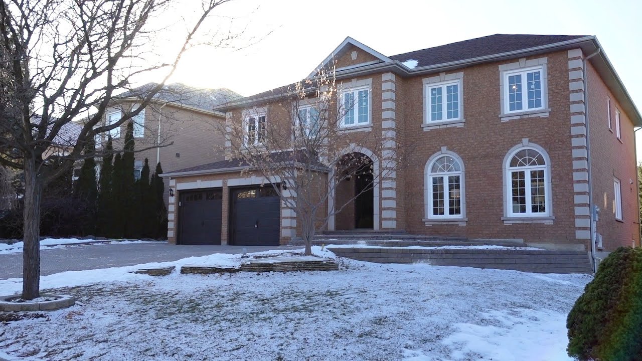 #realestate #homedecor #renovation #homeforview #torontohome #mediaadvertising #from21dotsbase