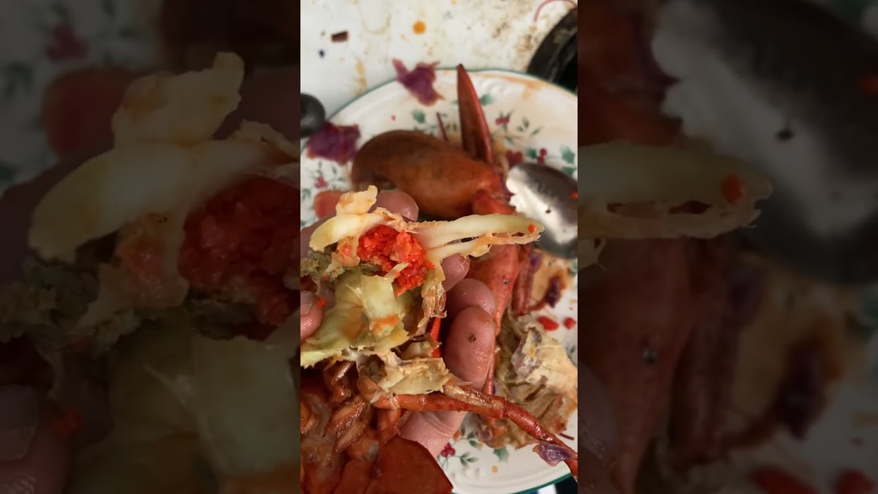 I think this is Roe so it's a girl Lobster, right?
