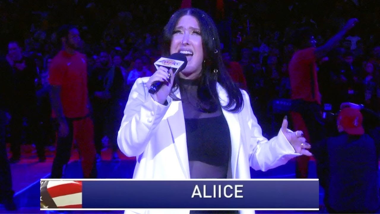 Los Angeles Lakers National Anthem Performed Live by Aliice