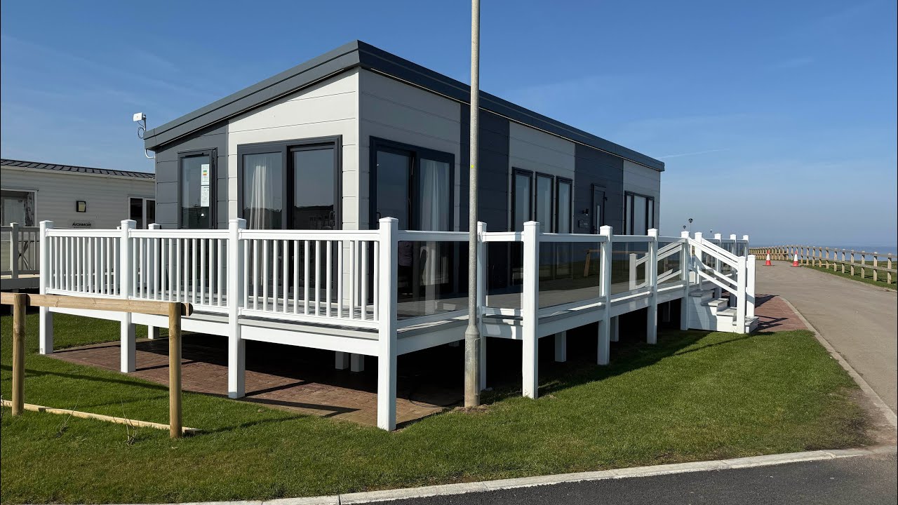 Парк отдыха Скирлинтон в Восточном Йоркшире. Мы проведем для вас экскурсию по потрясающему парку ...