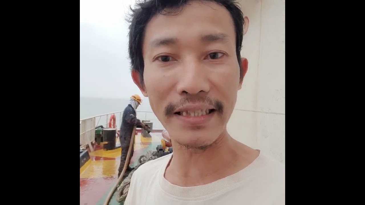 Do you want to know what is the seaman job?  သင်္ဘောကုန်းပတ်တိုက်တာ မမြင်ဖူးရင်ကြည့်