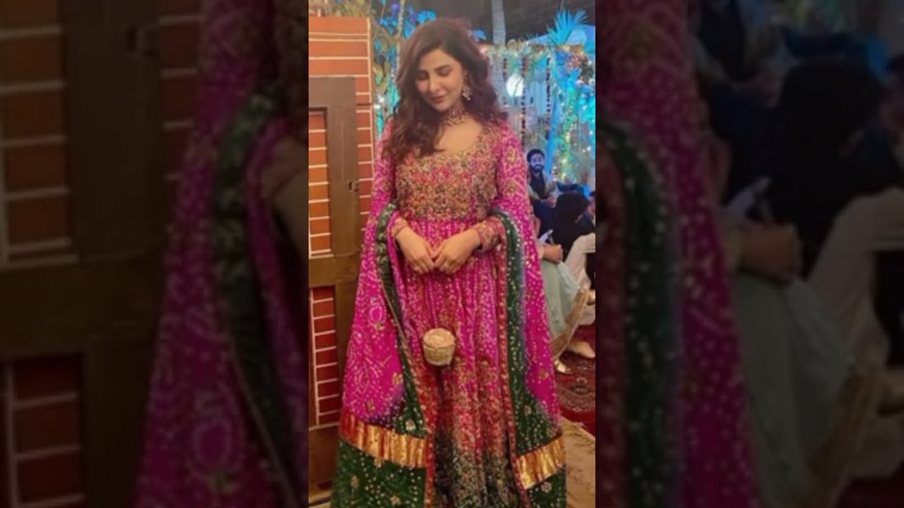 ARY Digital ky Drama Serial Angana Ke Actress Areeba Habib Ki Zabardas Pictures 