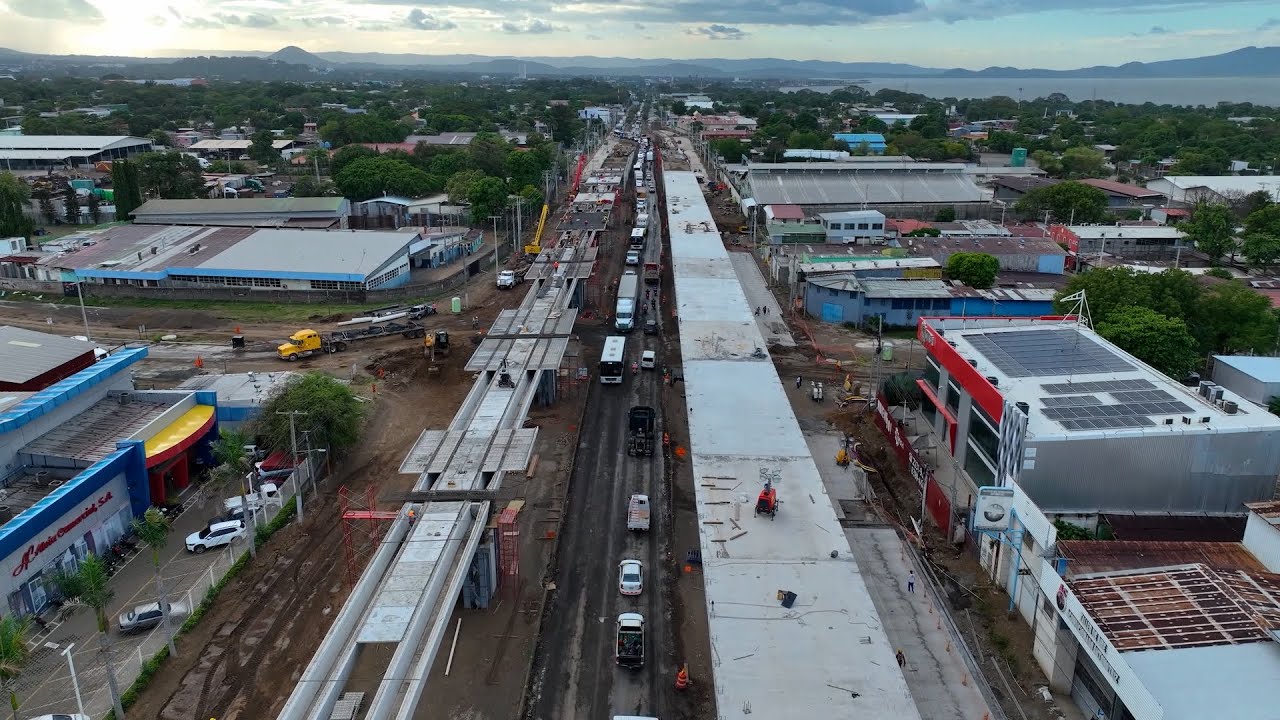 Avanza a paso firme la construcción de los tramos I y IV de la pista héroes de la insurrección