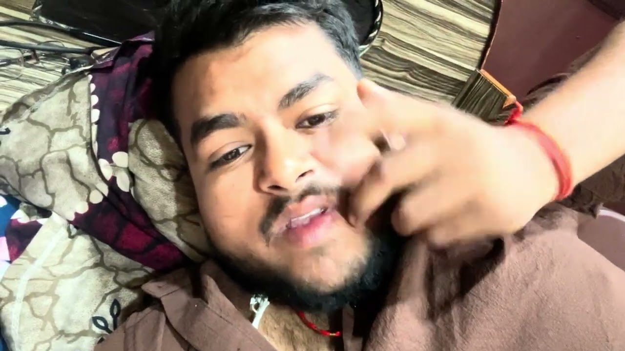 Aaiye suniye banarasi mothers ki gali 🫣