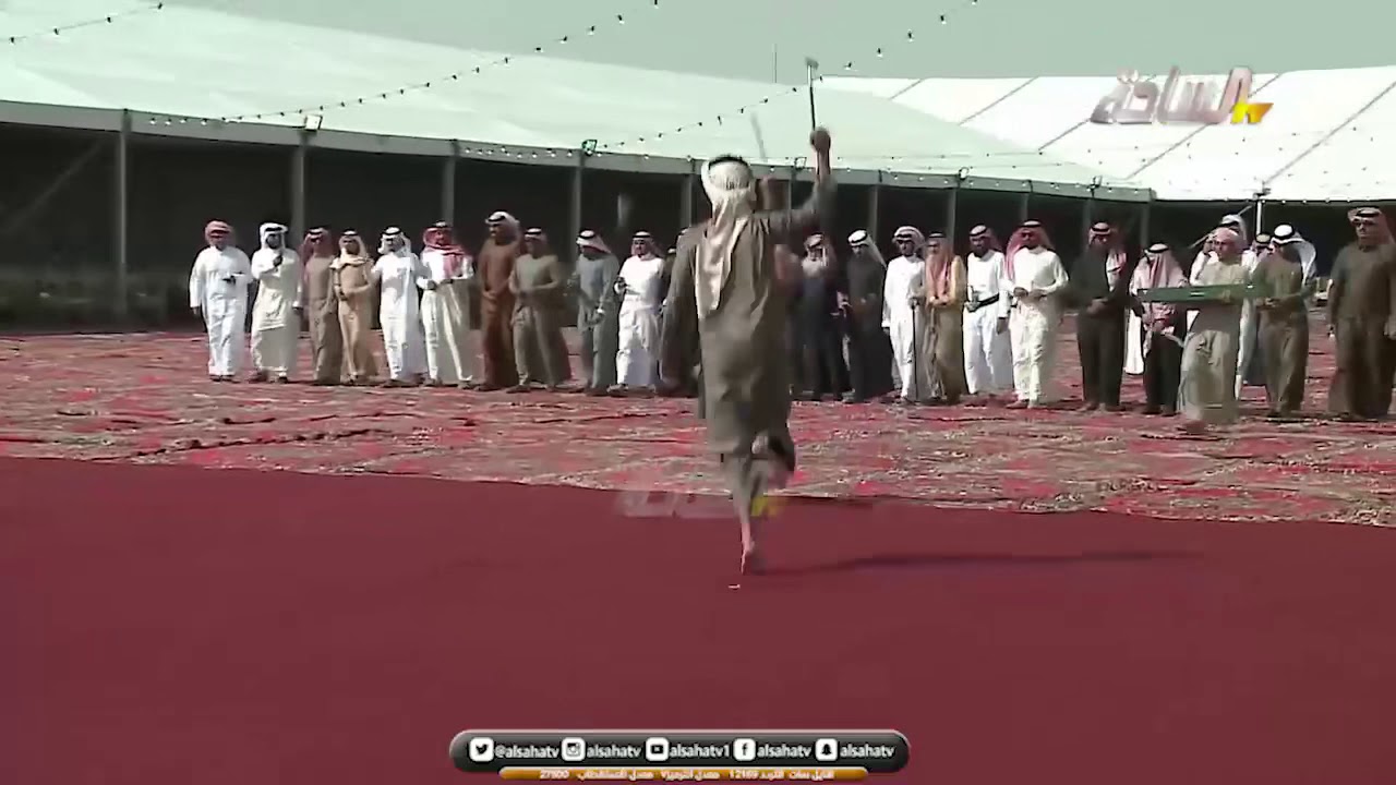أقبال ال حازب في حفل زواج الشاعر علي بن حمري