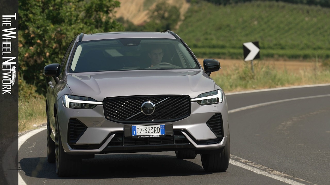 2026 Volvo XC60 T6 AWD Plug-in Hybrid | Aurora Silver | Driving, Interior, Exterior [4K]
