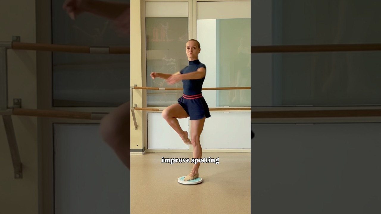 Working on pirouettes DAY 290🩰🌪️ 