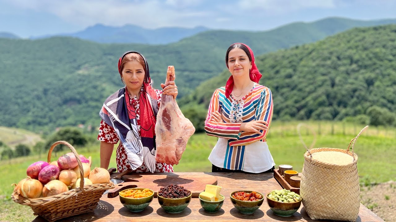 Рис, фаршированный бараньей ножкой и сухофруктами в горной деревне