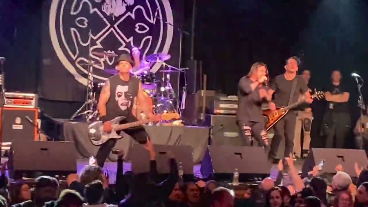 Life Of Agony “River Runs Red” Live 12/9/22 at Stereo Garden Patchogue, NY