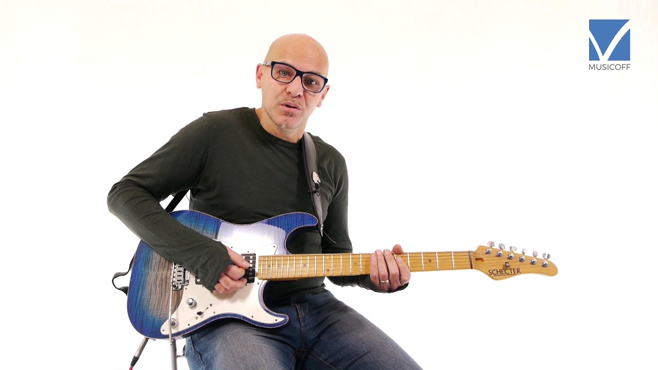 Chitarra rock-fusion: suonare out con le superimposition